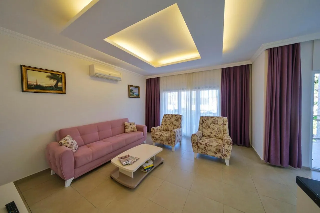 Golden Golf Sarigerme Villalari Вилла